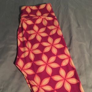 LuLaRoe Pink Flower Leggings